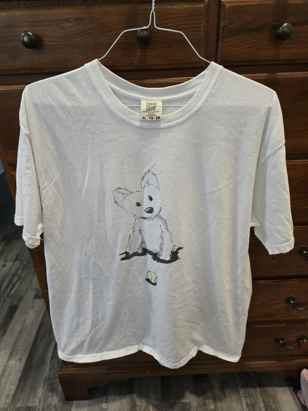 Comfort Colors White Adult Tee with Sketch Puppy Graphic,size XL